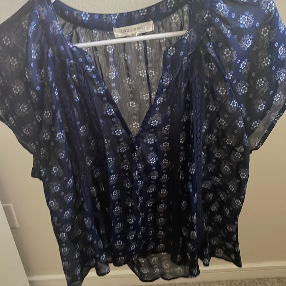 Cute top!